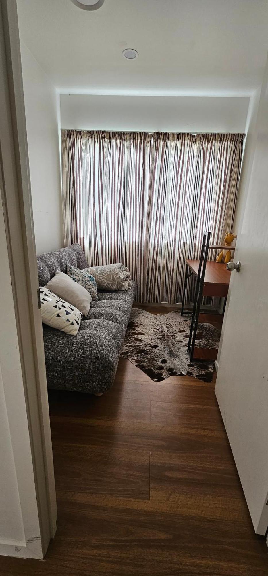 This Fabulous, Single-Level 3 Plus 1 Small Room With Folding Sofa Home Окленд Экстерьер фото